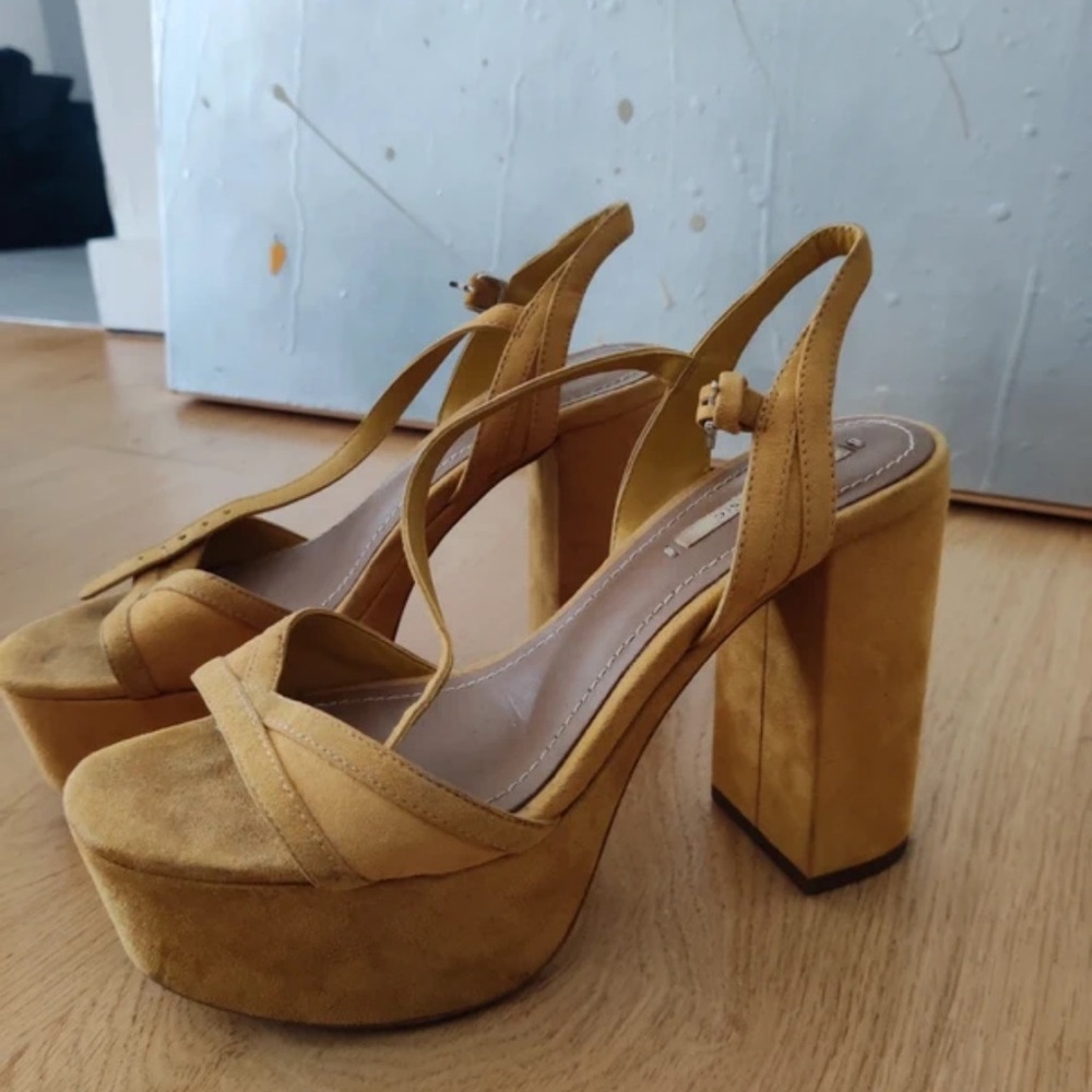 Zara Mustard Platform Sandals
